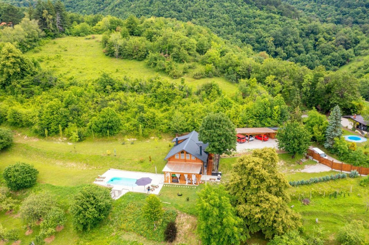 Holiday Home Wellspring Ястребарско Экстерьер фото