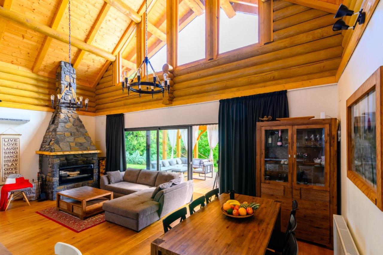 Holiday Home Wellspring Ястребарско Экстерьер фото