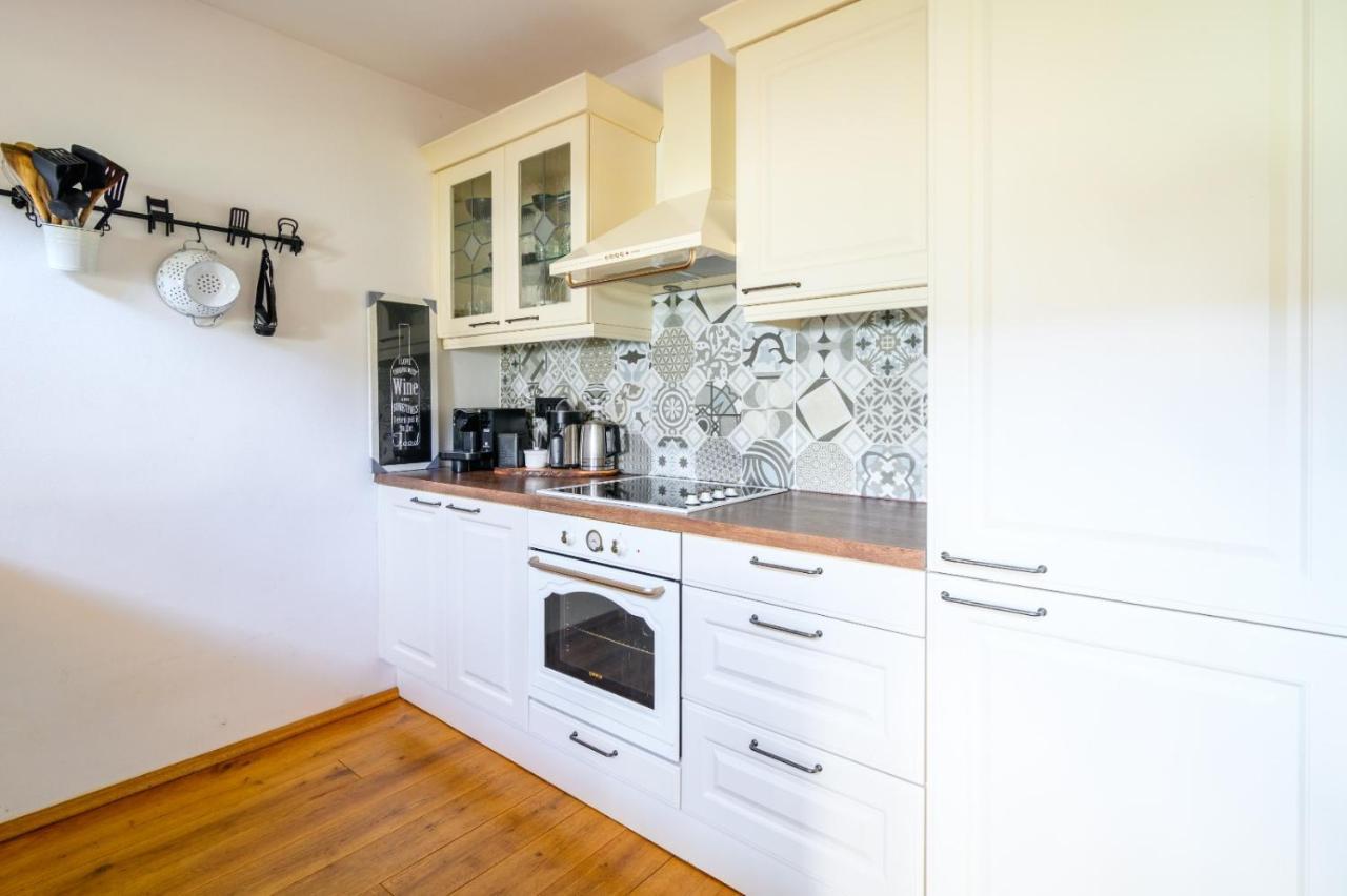 Holiday Home Wellspring Ястребарско Экстерьер фото